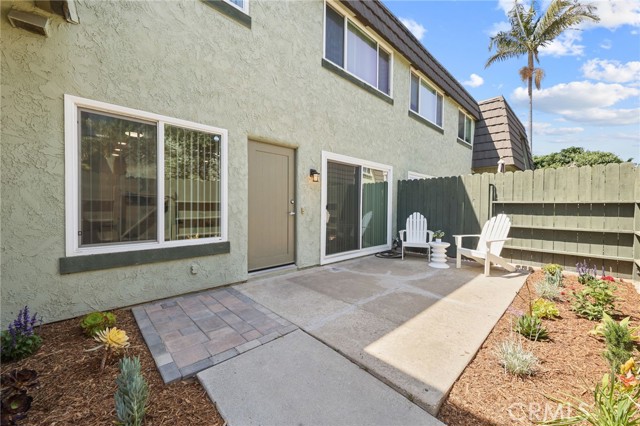 1634 Iowa Street, Costa Mesa CA: https://media.crmls.org/medias/7d4c4f1d-e97c-4d38-be5a-2cef565358c7.jpg