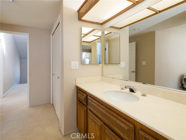 312 Diamond Street, Redondo Beach, California 90277, 2 Bedrooms Bedrooms, ,2 BathroomsBathrooms,Residential,Sold,Diamond,SB24078117