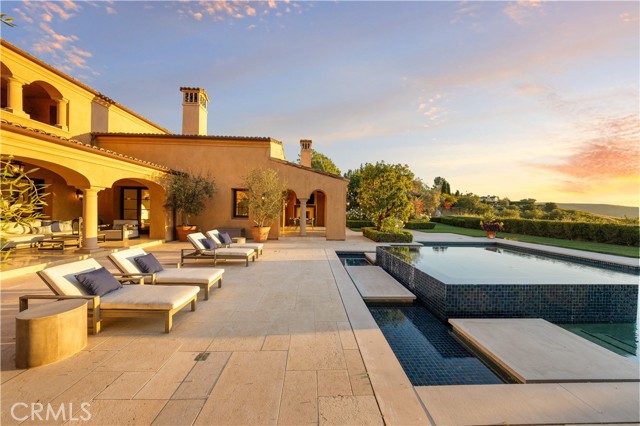 Detail Gallery Image 8 of 68 For 51 Echo, Irvine,  CA 92603 - 7 Beds | 8/5 Baths