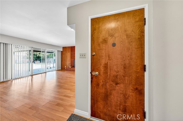 5382 Park Place, Chino CA: https://media.crmls.org/medias/7d4eb06f-343d-444d-a0a6-35625f795da7.jpg