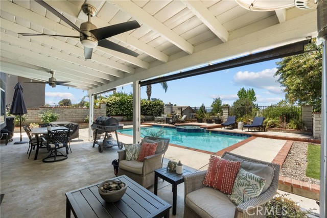 Detail Gallery Image 34 of 45 For 22565 Pecan Pl, Saugus,  CA 91390 - 4 Beds | 2/1 Baths