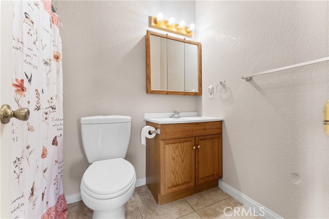 Detail Gallery Image 7 of 12 For 8301 Underwood Ave, California City,  CA 93505 - 3 Beds | 2 Baths