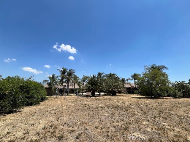 10072 Berkshire Drive, Jurupa Valley CA: https://media.crmls.org/medias/7d51db6f-5e86-4ca2-9e23-c41988b08d46.jpg