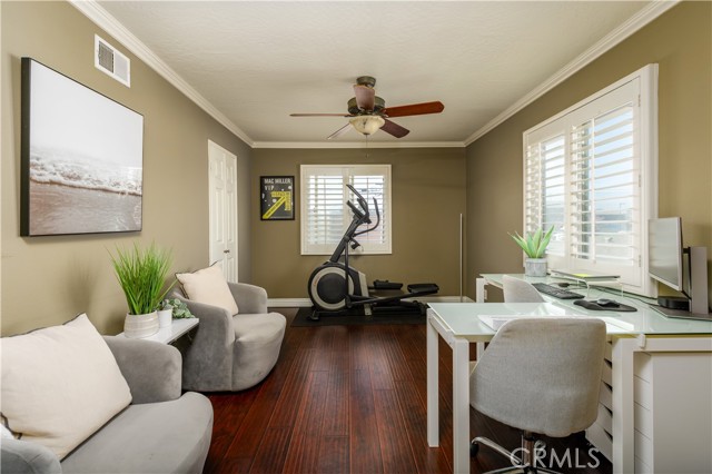 Detail Gallery Image 7 of 11 For 1741 Tustin Ave 12d,  Costa Mesa,  CA 92627 - 3 Beds | 2 Baths