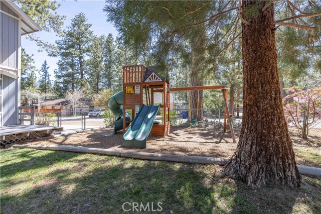 Detail Gallery Image 34 of 38 For 645 Elysian Bld, Big Bear City,  CA 92314 - 3 Beds | 2/1 Baths