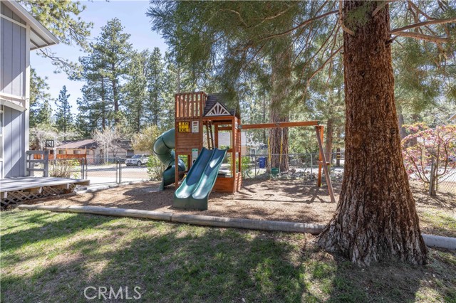 Detail Gallery Image 34 of 38 For 645 Elysian Bld, Big Bear City,  CA 92314 - 3 Beds | 2/1 Baths