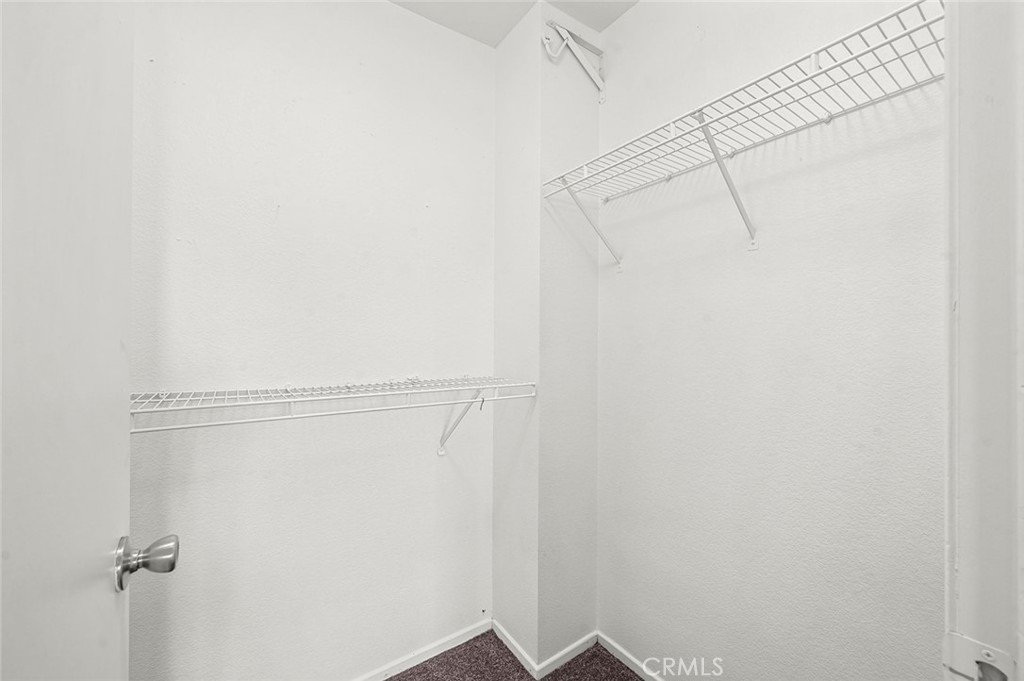 https://media.crmls.org/medias/7d5371f9-c3a0-4c1f-b87a-66138889d09c.jpg?preset=X-Large