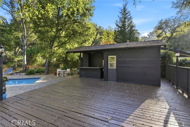 15936 Valley Wood Road, Sherman Oaks CA: https://media.crmls.org/medias/7d53c0cc-ae0d-4afa-b1f9-aa8e5c20dbee.jpg