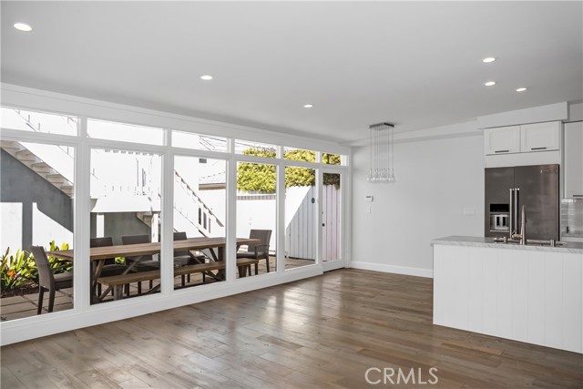 525 21st St, Manhattan Beach, California 90266, 3 Bedrooms Bedrooms, ,1 BathroomBathrooms,Residential,For Sale,21st St,SB25020966