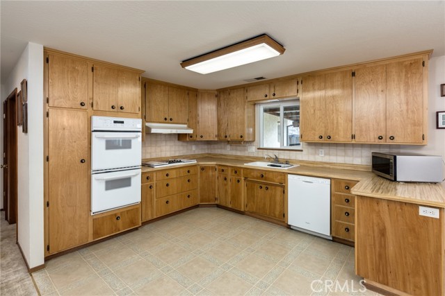 Detail Gallery Image 8 of 24 For 1019 W Monterey St, Orland,  CA 95963 - 3 Beds | 2/1 Baths