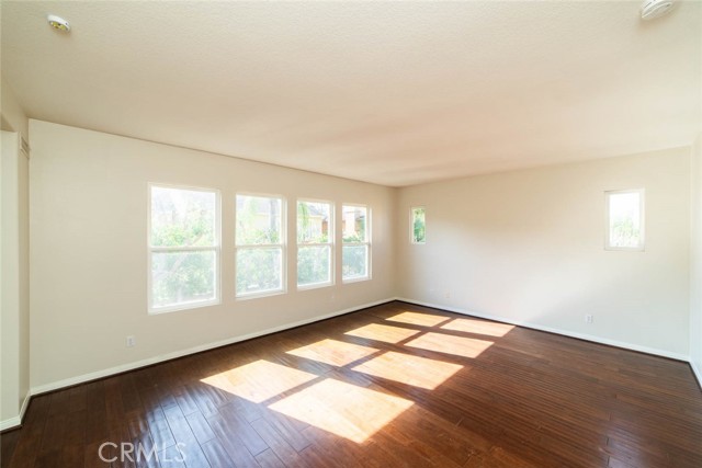 Detail Gallery Image 30 of 52 For 6 Roseleaf, Irvine,  CA 92620 - 5 Beds | 3/1 Baths