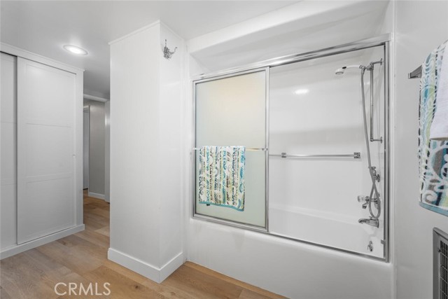 1930 St John Road, Seal Beach CA: https://media.crmls.org/medias/7d566094-7b69-426c-b72a-0960439a7fbf.jpg