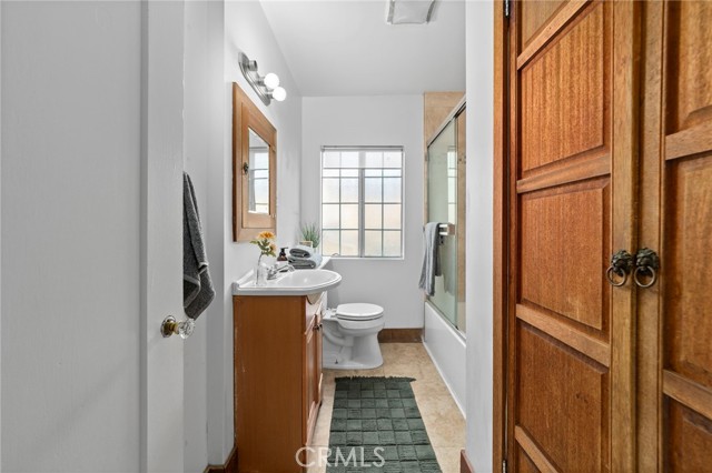 Detail Gallery Image 21 of 33 For 1119 Princeton Dr, Glendale,  CA 91205 - 2 Beds | 1 Baths