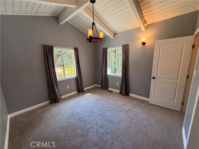 Detail Gallery Image 10 of 28 For 31014 Glen Oak Dr, Running Springs,  CA 92382 - 2 Beds | 1 Baths
