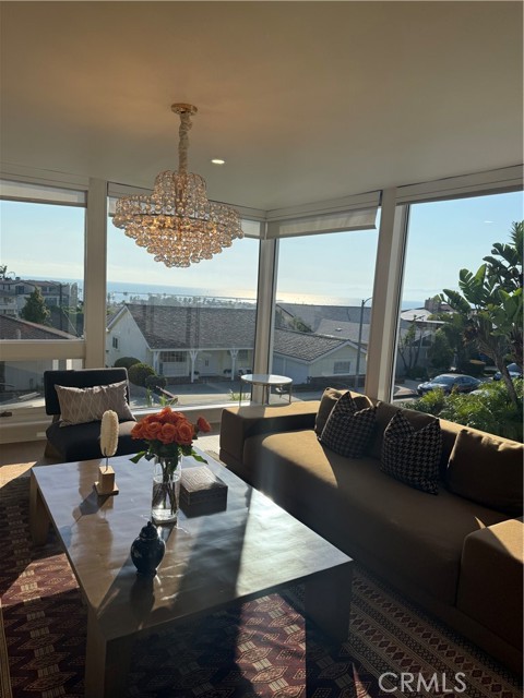 Detail Gallery Image 6 of 12 For 8144 Zitola, Playa Del Rey,  CA 90293 - 4 Beds | 4 Baths