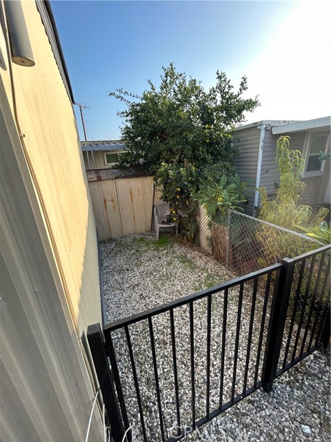 Detail Gallery Image 7 of 24 For 1045 N Azusa Ave. Spc 50, Covina,  CA 91722 - 2 Beds | 1 Baths