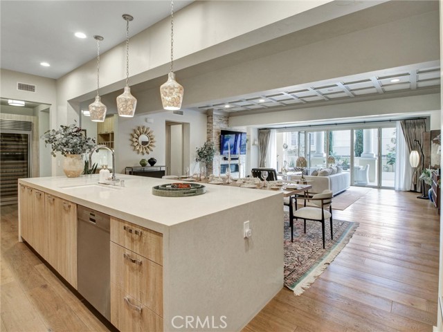 Detail Gallery Image 22 of 75 For 112 S Orange Grove Bld #109,  Pasadena,  CA 91105 - 3 Beds | 3/1 Baths