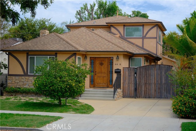 Detail Gallery Image 1 of 40 For 4438 Bellingham Ave, Studio City,  CA 91604 - 4 Beds | 3 Baths