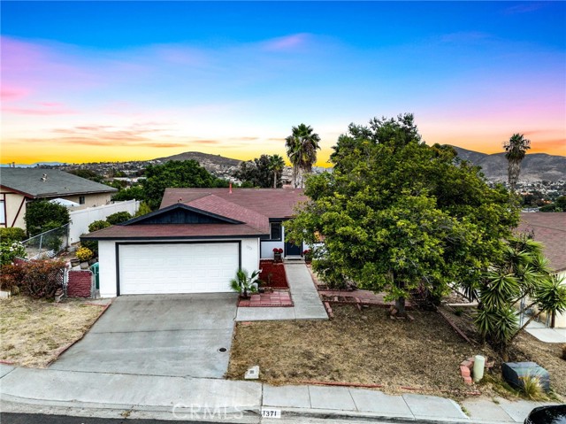 Detail Gallery Image 29 of 35 For 1371 Carlsbad St, San Diego,  CA 92114 - 3 Beds | 2 Baths