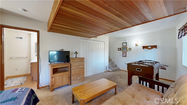 Detail Gallery Image 39 of 69 For 590 Arrowhead Villa Rd, Lake Arrowhead,  CA 92352 - 3 Beds | 2/1 Baths