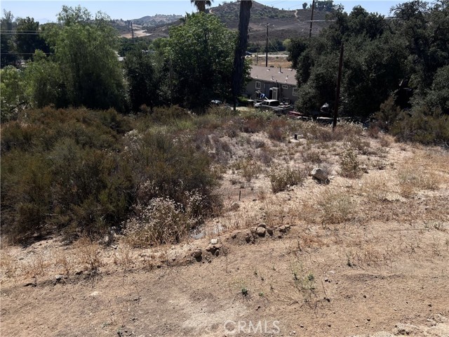 Detail Gallery Image 3 of 9 For 32962 West Ave, Wildomar,  CA 92595 - – Beds | – Baths