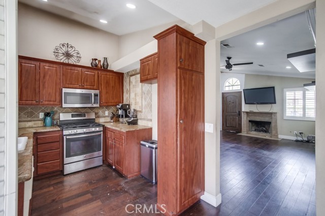 2180 Hamden Drive, Chula Vista CA: https://media.crmls.org/medias/7d5c75df-0f40-42a6-b74e-a4fa130237e6.jpg