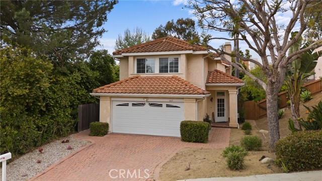 Detail Gallery Image 1 of 31 For 665 Chinook Dr, Ventura,  CA 93001 - 3 Beds | 2/1 Baths
