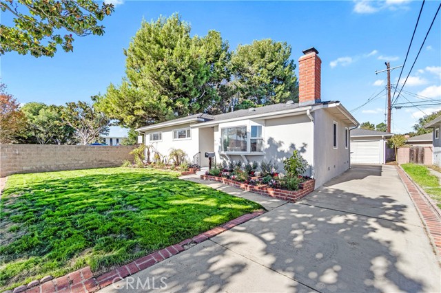 2723 Fisk, Redondo Beach CA: https://media.crmls.org/medias/7d5e877d-f7da-4f58-8b2a-daf4fb0ae8f5.jpg