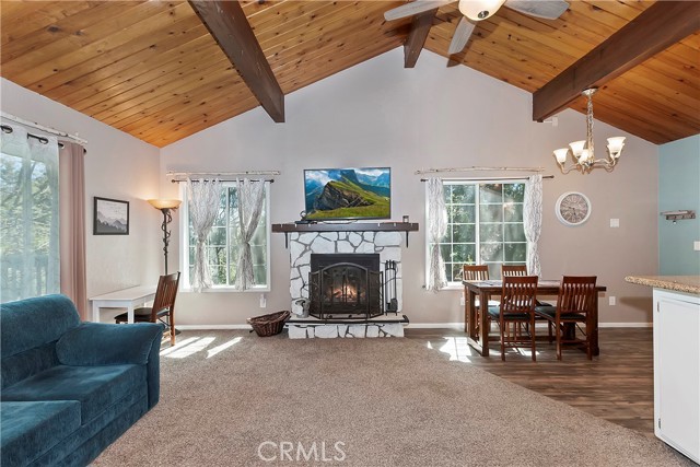22365 Pine Drive, Cedarpines Park CA: https://media.crmls.org/medias/7d5f3c5c-e536-4c0d-8fbf-f3fc643ac6ea.jpg