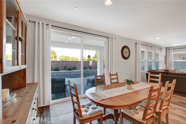 Detail Gallery Image 30 of 75 For 34676 Swan Valley Ct, Murrieta,  CA 92563 - 5 Beds | 3/1 Baths