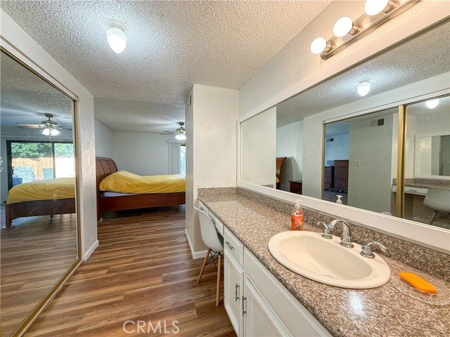 3583 Vernal, Merced CA: https://media.crmls.org/medias/7d604536-5aa0-4c8d-8ebc-df60c3304e71.jpg