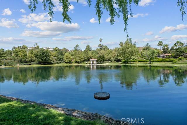 https://media.crmls.org/medias/7d60ca13-a3df-4037-bb56-b81128652602.jpg?preset=X-Large