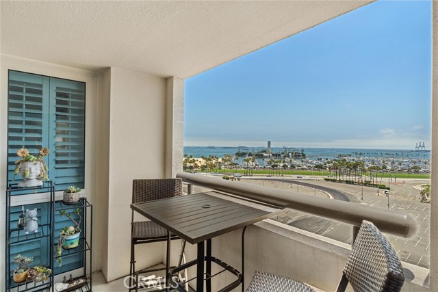 Detail Gallery Image 10 of 32 For 525 E Seaside Way #905,  Long Beach,  CA 90802 - 2 Beds | 1/1 Baths