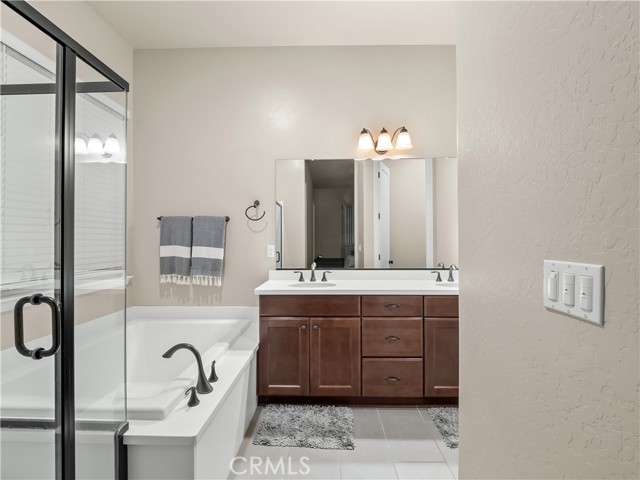 Detail Gallery Image 18 of 55 For 623 Forester Ln, Madera,  CA 93636 - 4 Beds | 3/1 Baths