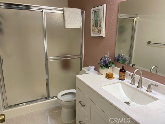 356 West California, 23 photo 10
