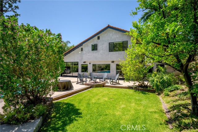 2305 Henrietta Avenue, La Crescenta CA: https://media.crmls.org/medias/7d62fffd-cf0d-430d-9409-a0a8c73832a9.jpg