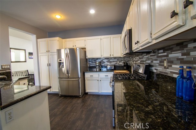13411 Hawthorn Avenue, Moreno Valley CA: https://media.crmls.org/medias/7d63407e-396c-4465-9707-32616298bdf9.jpg
