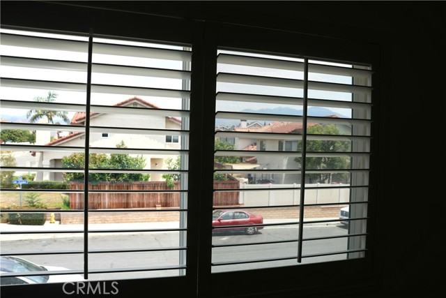 26002 Dundee Drive, Lake Forest CA: https://media.crmls.org/medias/7d634a41-e80c-4c01-9dfa-c8d478eaf2c5.jpg