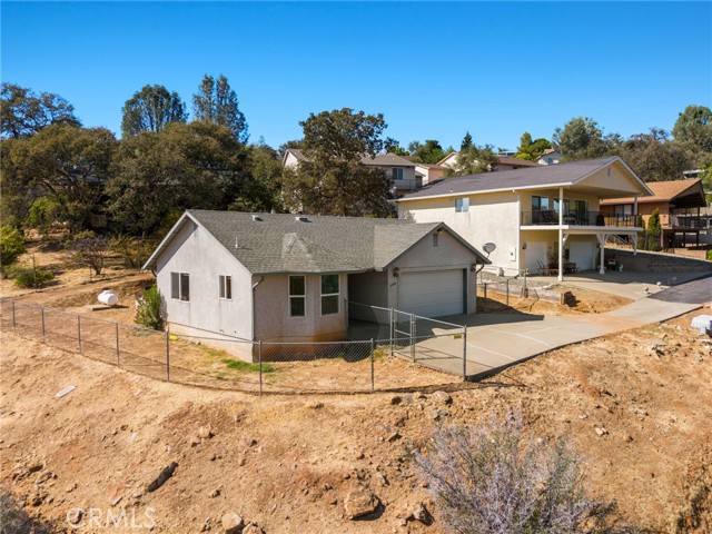 5494 Royal Oaks Dr, Oroville, CA 95966