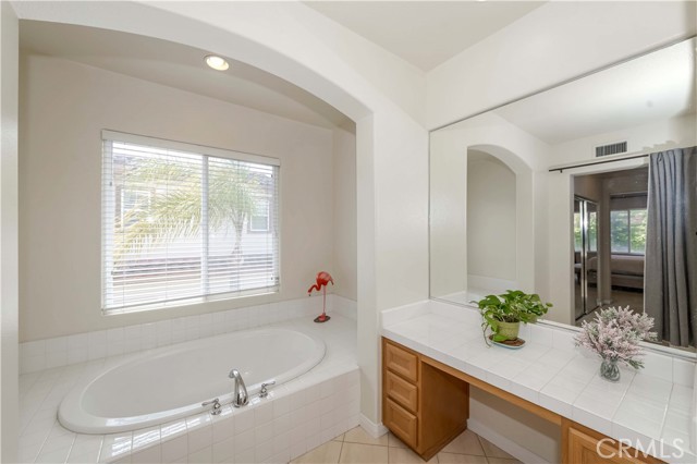Detail Gallery Image 25 of 34 For 1570 Sapphire Ln, Diamond Bar,  CA 91765 - 5 Beds | 4/1 Baths