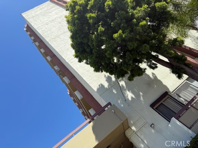 321 S San Vicente S Boulevard, Los Angeles CA: https://media.crmls.org/medias/7d655db4-5863-4c4a-91d4-12e102040908.jpg