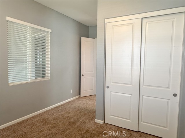 Detail Gallery Image 14 of 56 For 15527 Avanti Dr, Bakersfield,  CA 93314 - 4 Beds | 3/1 Baths