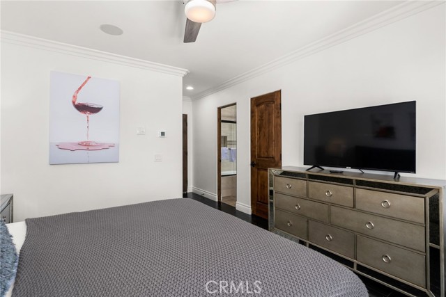 Detail Gallery Image 24 of 66 For 39625 Calle Cabernet, Temecula,  CA 92591 - 8 Beds | 6/3 Baths