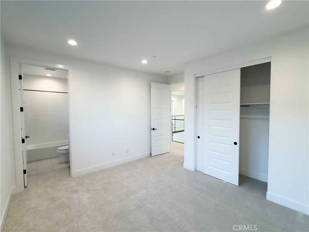 MLS #OC25257810 image #25