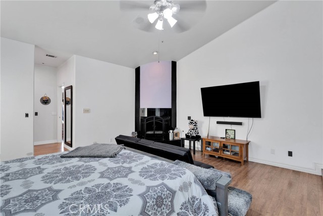 Detail Gallery Image 22 of 62 For 12546 Autumn Leaves Ave, Victorville,  CA 92395 - 5 Beds | 3/1 Baths
