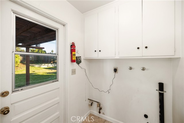 Detail Gallery Image 19 of 34 For 13402 Winthrope St, Santa Ana,  CA 92705 - 4 Beds | 2 Baths