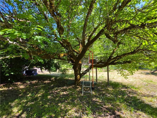 50721 State Highway 96, Klamath River CA: https://media.crmls.org/medias/7d692972-5c45-4b0a-9dc1-40d0d9b79e0b.jpg