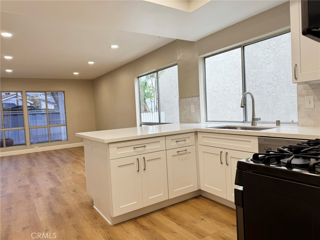 MLS #OC25246722 image #18