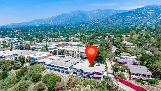 Detail Gallery Image 34 of 37 For 2102 La Canada Crest Dr #B,  La Canada Flintridge,  CA 91011 - 3 Beds | 2 Baths