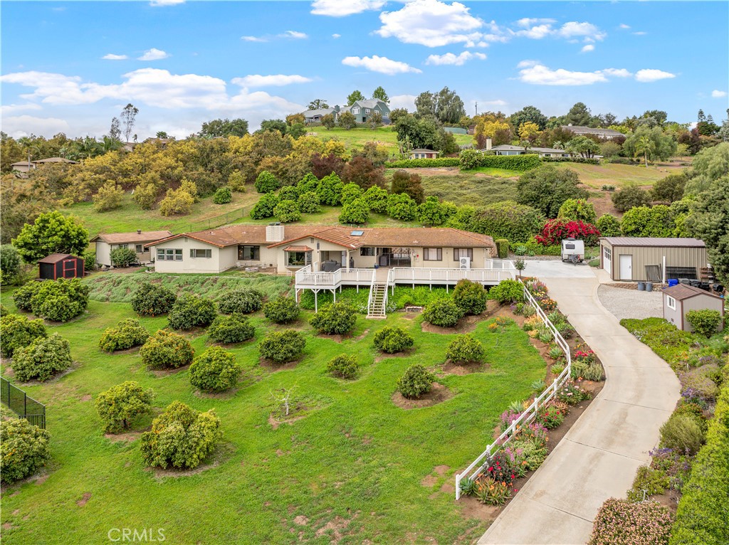735 Del Valle Drive